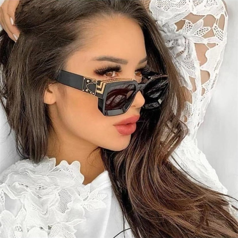 Luxury Square Sunglasses Designer Mirror Travel Sun Glasses